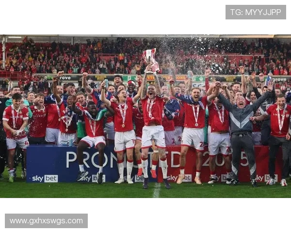 英超第九轮赛后分析:豪门表现起伏不定 冠军争夺战愈加激烈 英超第九轮赛后分析:豪门表现起伏不定 冠军争夺战愈加激烈