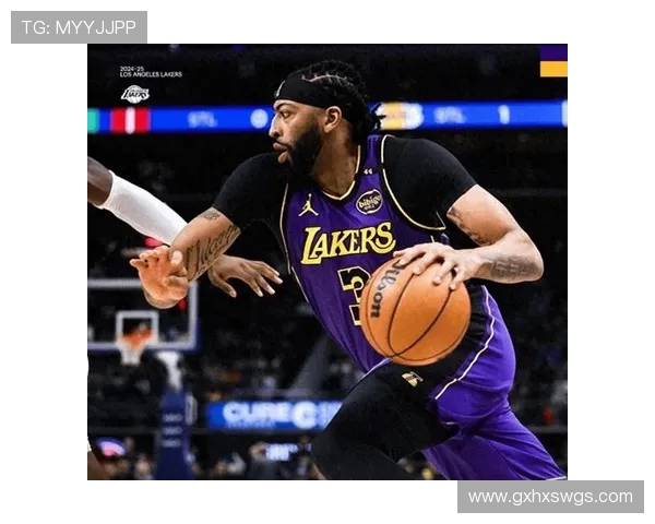 原创湖人三巨轰99分，却曝最大隐患！首发替补严重失衡，八村下替补吧